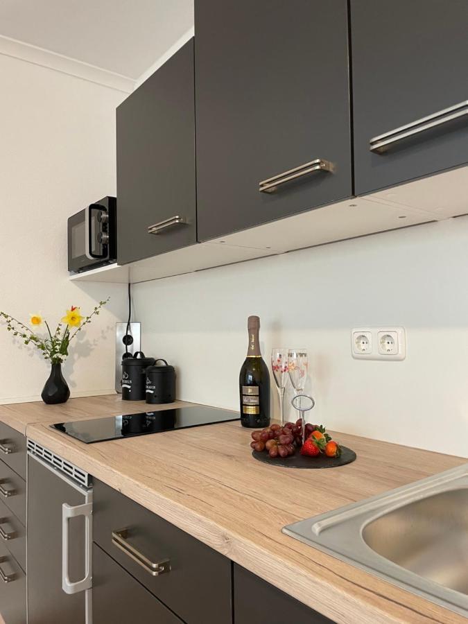Schoene Souterrainwohnung In Seeshaupt Esterno foto